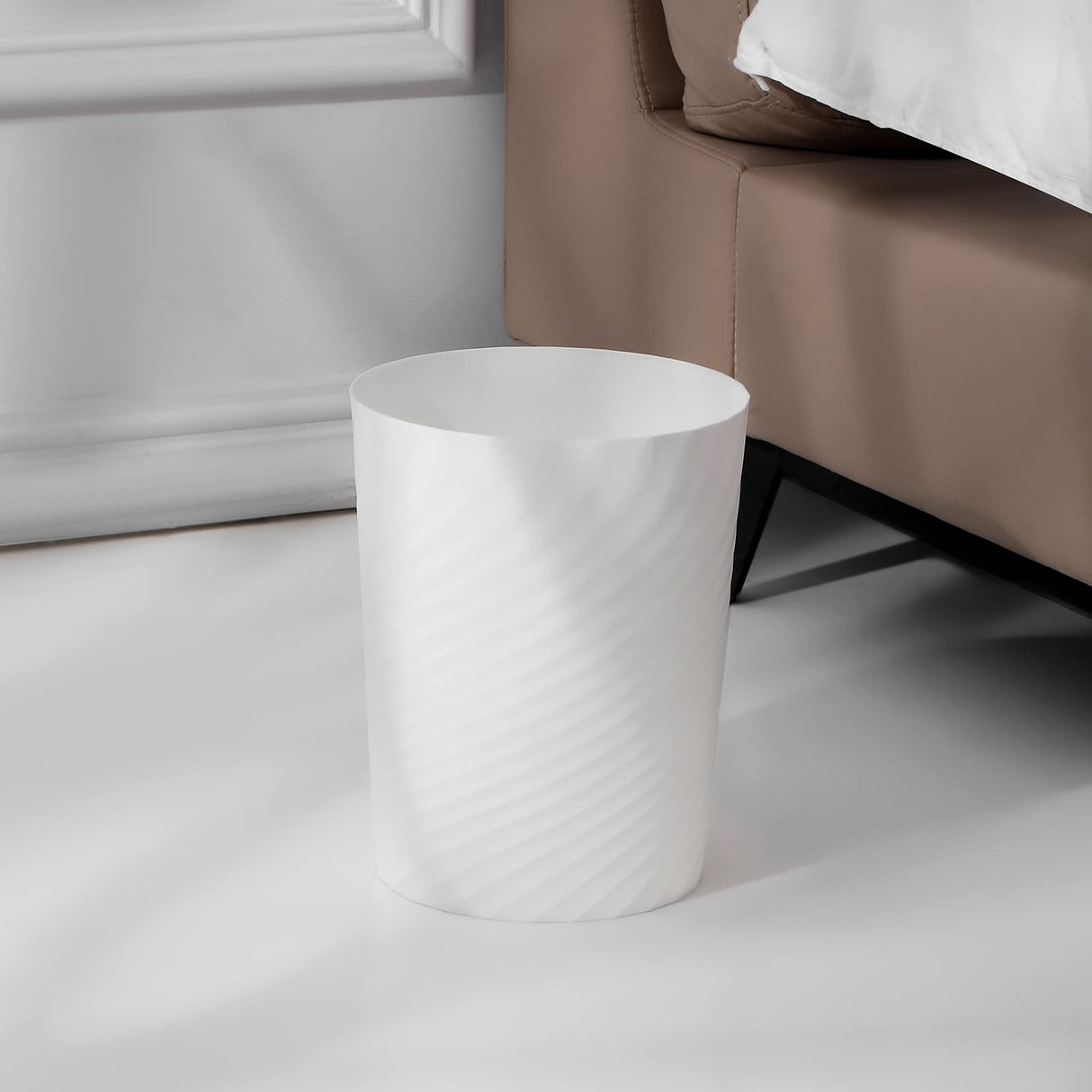 Plastic Small Trash Can Wastebasket, Garbage Container Basket for Bathrooms, Laundry Room, Kitchens, Offices, Kids Rooms, Dorms, (White, 1.8 Gallon)