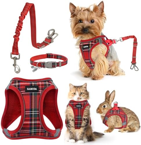 GAMUDA Dog Harness, Collar and Seat Belt Set, Vehicle Safety Harness, Retractable Adjustable Pet Seatbelts with Travel Strap and Carabiner for Most Cars (Red, XS)