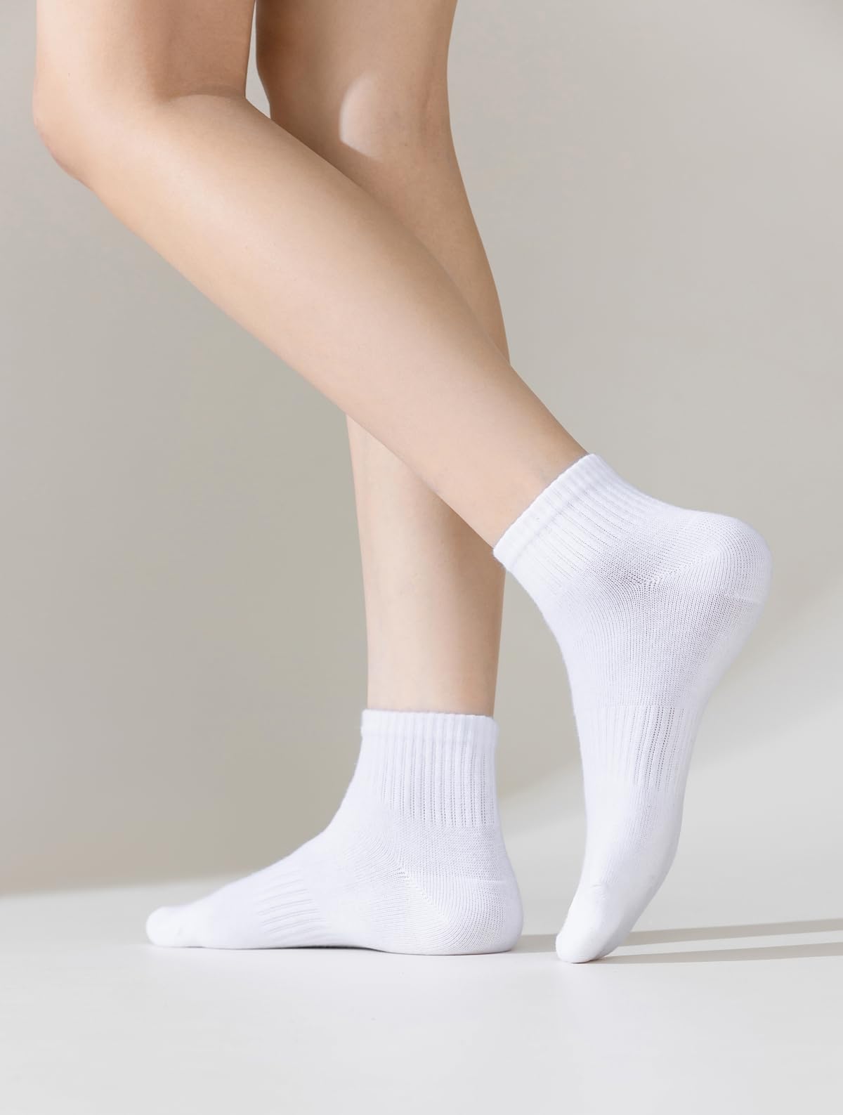 Womens White Ankle Socks Thin Cotton Gym Socks Athletic Mini Crew Socks 5-9