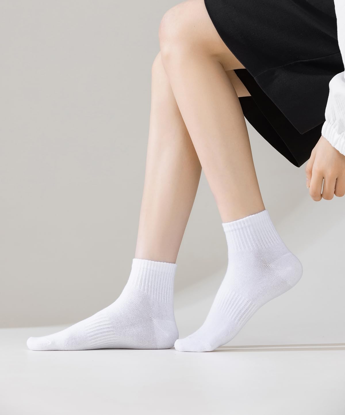 Womens White Ankle Socks Thin Cotton Gym Socks Athletic Mini Crew Socks 5-9