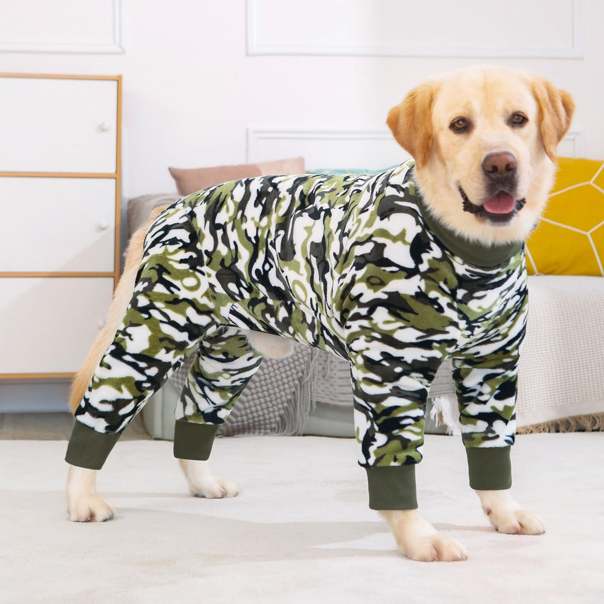 HDKUW Large Dog Sweater Coat, Recovery Suit, Anti-Shedding Pajamas, After Surgery Onesie for Medium Large Dogs - Green Camouflage 34#