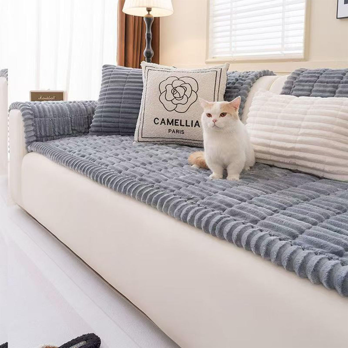 HYuMCCyhT Pet Couch Covers for Sofa Protector for Dogs Washable Backseat Pet Bed Mat Dog Bed Non-Slip Travel Pet Mat Fit (Grey, for Truck/Large SUVs(56.3"x28.7")