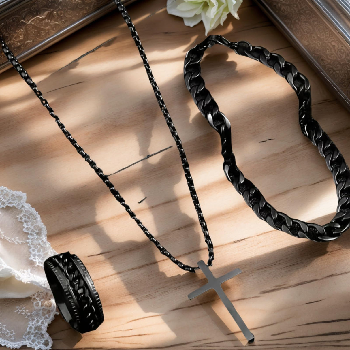 Alloy Cross Necklace Bracelet Ring Set of Three, Cross Pendant, Fashion Accessories, Suitable for Everyday Wear and Match