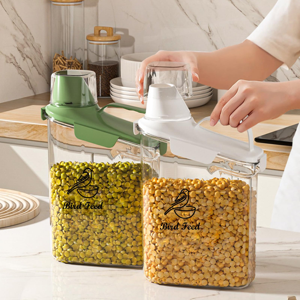 Brabtod Bird Seed Storage Container Portable-3 Qt/2.8 L Clear Pet Food Container-with Measuring Cup/Lid,Airtight Wild Bird Seed Dispenser for Storing Sunflower Seed|Squirrel proof|BPA Free-Green