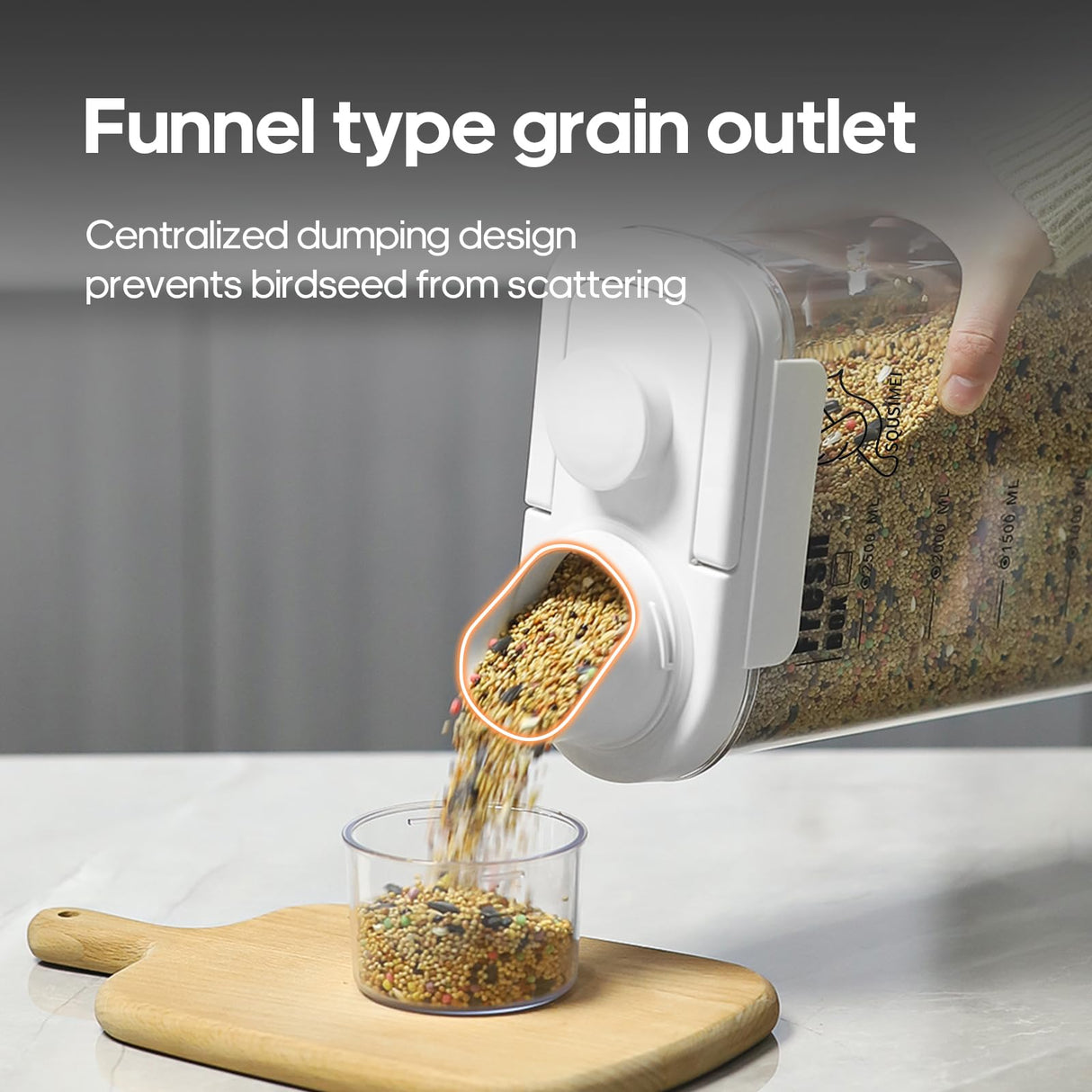 SQUSIMEI 3 Qt/2.8 L Bird Seed Storage Container with Lids Airtight Measuring Cup, Bird Seed Dispenser Pet Food Container Are Used to Store Bird Food, Chicken Feed BPA Free (2.8L, Green)