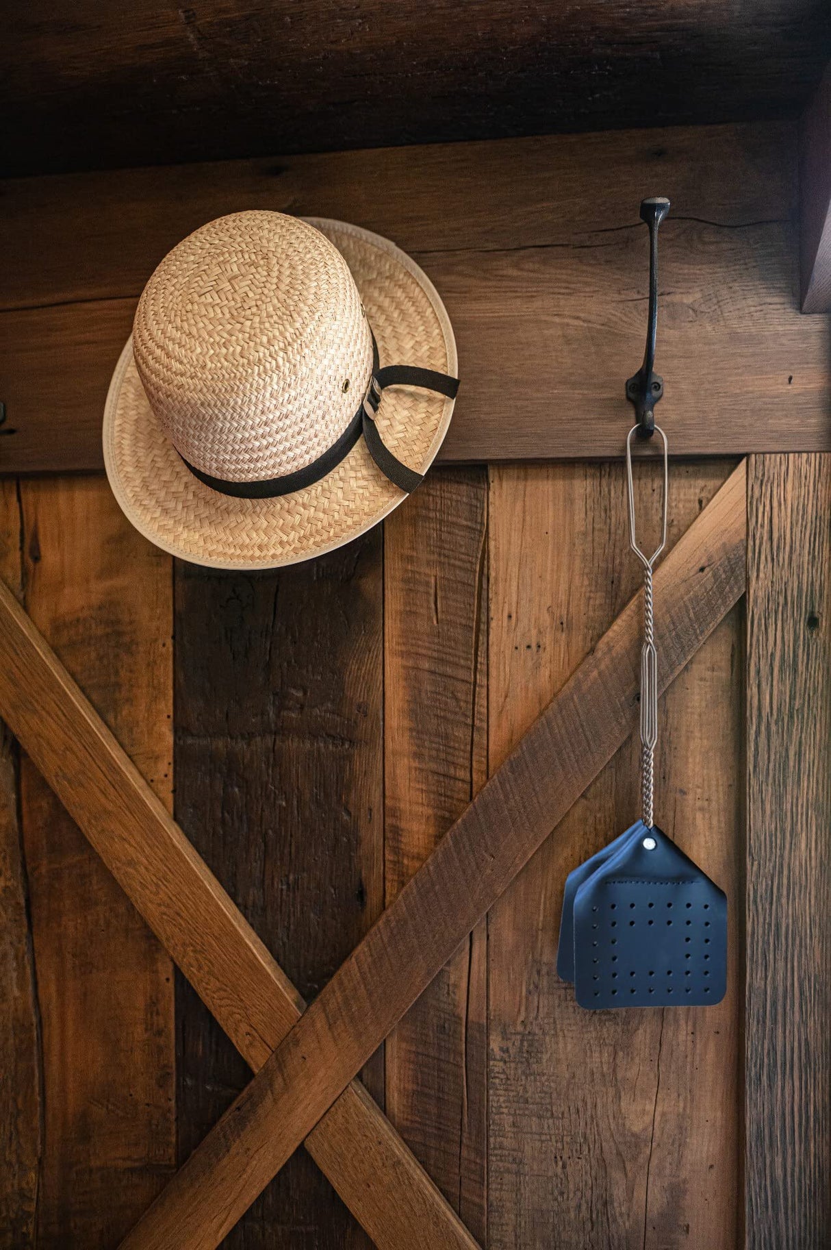 Hope Woodworking Leather Fly Swatter Set (2 Pack) – 17” Amish-Made Fly Swat w/Real Leather Paddle – Fly Swatters Multi Pack w/Metal Handle – Bug Swatter, Mosquito Swatter, Wasp Swatter (Black)