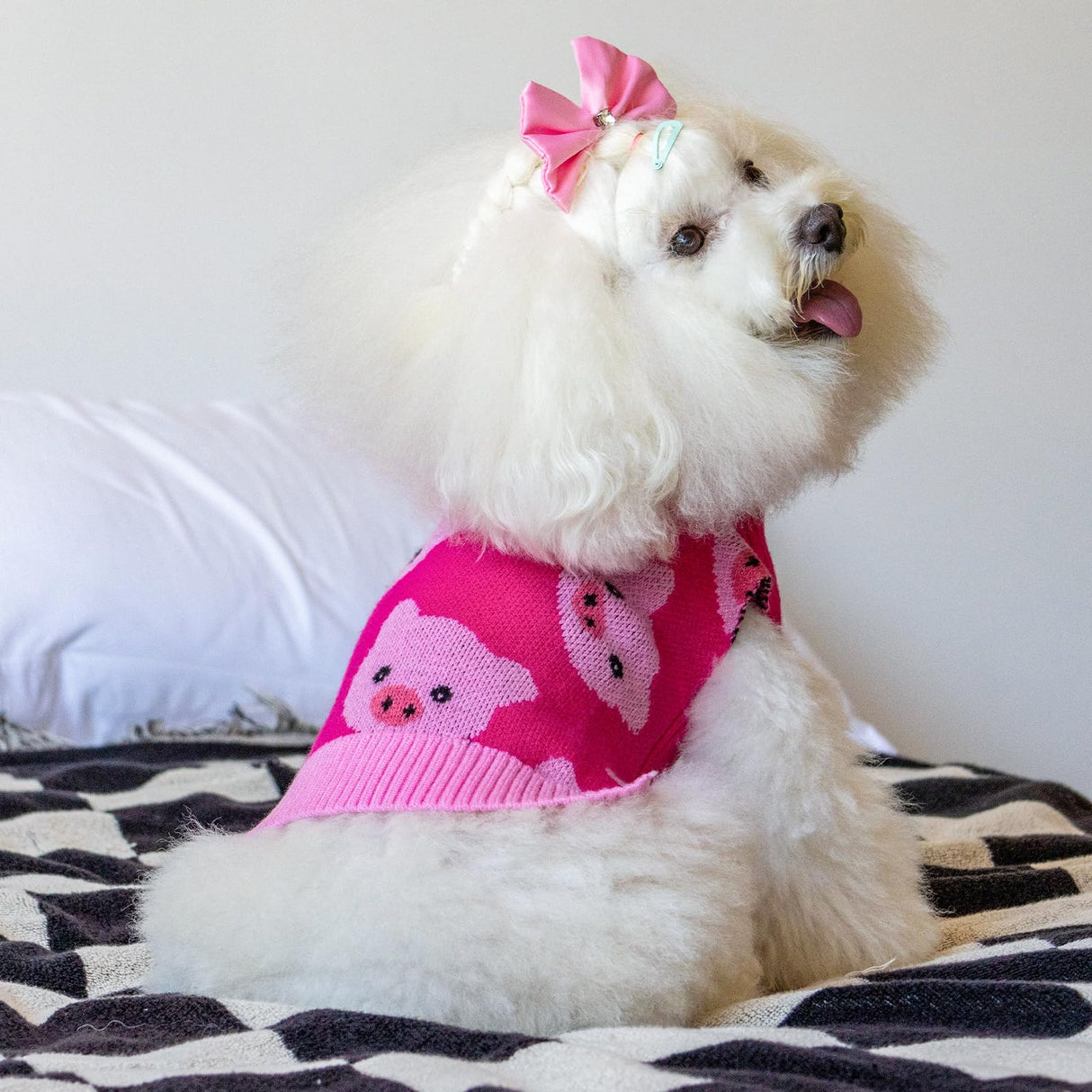 CuteBone Dog Sweater for Medium Large Dogs Pink Pig Knit Puppy Sweater Turtleneck Pet Winter Clothes Cat Apparel with Leash Hole
