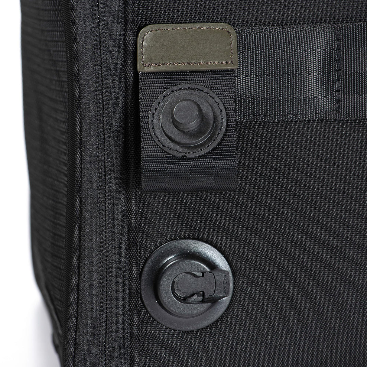 Traveler's Choice Argo Pawsport to Adventure Pet Carrier, Black