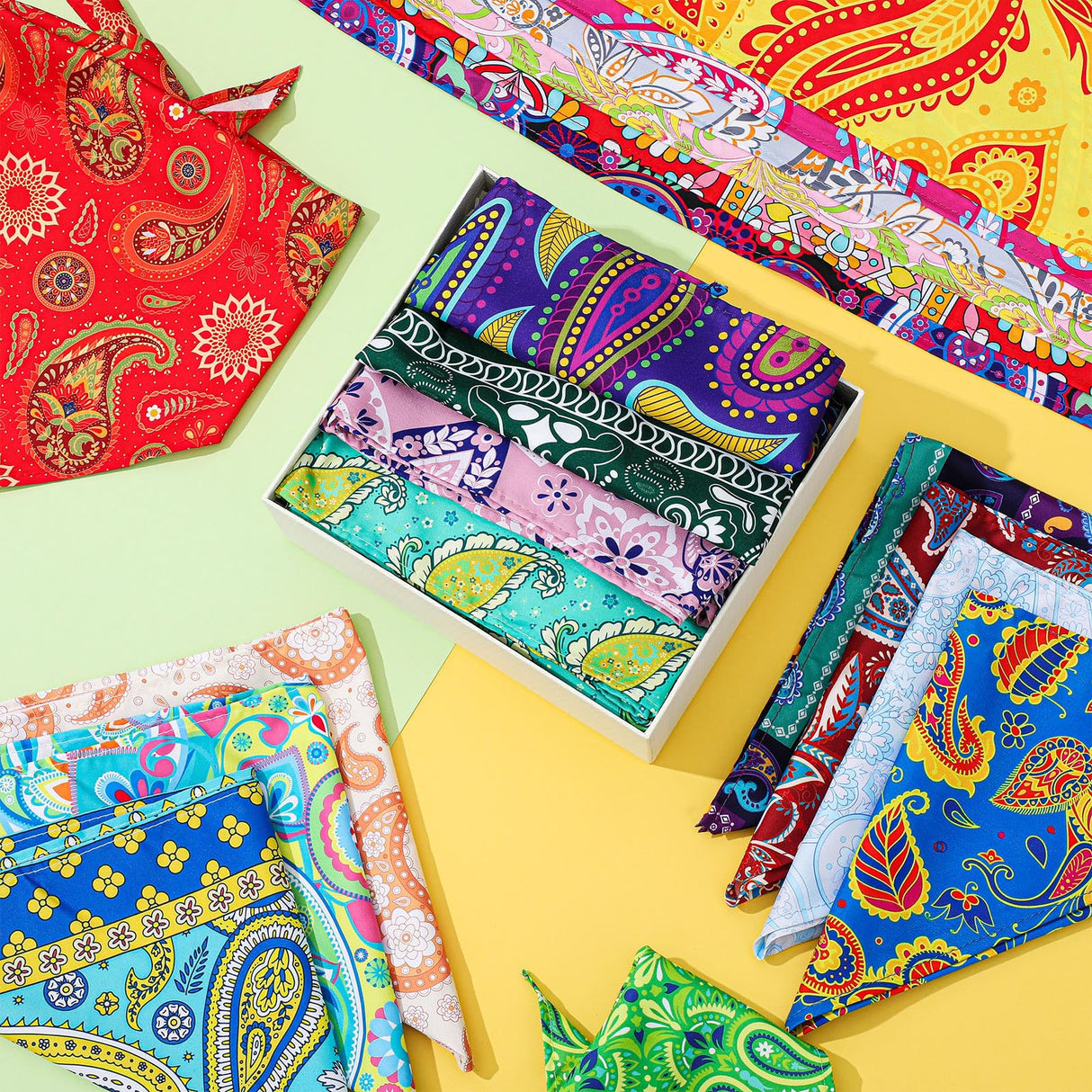 Sanwuta 100 Pcs Paisley Dog Bandana Bulk Pet Triangle Scarf Bibs Bandanas for Dogs Washable Puppy Kerchief Adjustable Grooming Supplies for Small Medium Large Seasonal Cat Costume Accessories