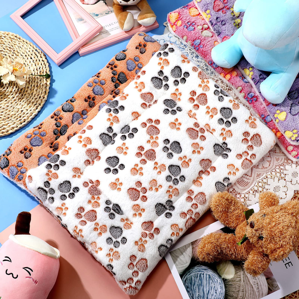 Tuanse 4 Pack Ultra Soft Dog Cat Bed Mat Small Animal Guinea Pig Bed with Cute Print Reversible Fleece Dog Crate Kennel Pad Cozy Washable Thickened Hamster Pet Beds Mat(21 x 14 Inches,Vivid Color)