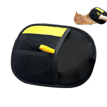 Load image into Gallery viewer, Pet Grooming Gloves Static Dedusting Brush Pet's Hair Remover Brush Removing Dog Cat Hair From Sofa Carpet Clothes Pet Supplies