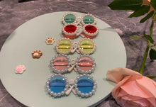 Load image into Gallery viewer, Pet Accessories Flower Sunglasses Circular Role Playing Glasses Photo Props Glasses For Cats And Small And Paracord Dog Leash