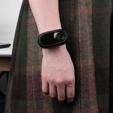 Load image into Gallery viewer, HD 1080P Pet Collar Camera - No WiFi Needed, Video/Photo for Dogs/Cats, 0.96" LCD Rechargeable Pet Sport Camera