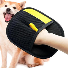 Load image into Gallery viewer, Pet Grooming Gloves Static Dedusting Brush Pet's Hair Remover Brush Removing Dog Cat Hair From Sofa Carpet Clothes Pet Supplies