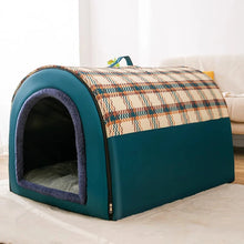Load image into Gallery viewer, Large Dog House Winter Warm Insulated Outdoor Dog Kennel for Extra Big Dogs Weatherproof Heated Pet Shelter with Removable Roof