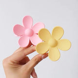 Flower Hair Clips 8PCS, Large Claw Clips for Women Girls Thick Thin Hair, Strong Hold Nonslip Big Dasiy Jaw Clamps Matte Hair Accessories 8 Colors