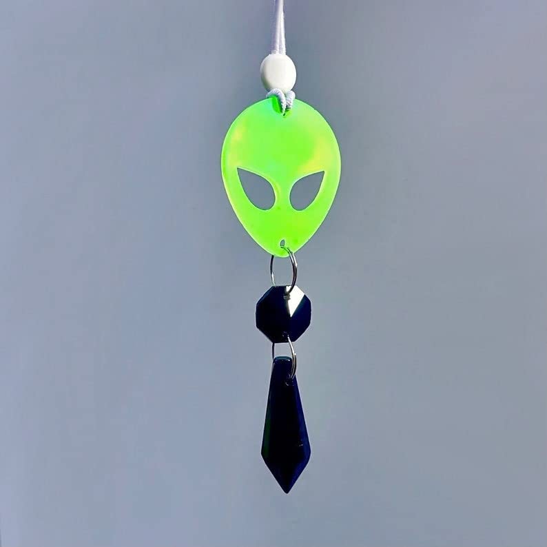 Glow In The Dark Alien Car Charm, Crystal Suncatcher, Auto Rear View Mirror Accessories, New Car Gift, Women Festival Rave Decor, Stoner (Crystal Color - Clear, Alien Style - Glitter)