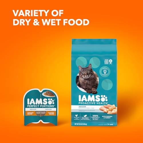 IAMS PROACTIVE HEALTH Adult Indoor Weight Control & Hairball Care Dry Cat Food with Chicken & Turkey Cat Kibble, 7 lb. Bag