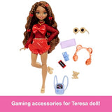 Barbie Dream Besties Playset, Teresa Posable Fashion Doll with Brown Hair & Hairstyling Clips, 10 Video Game-Themed Accessories