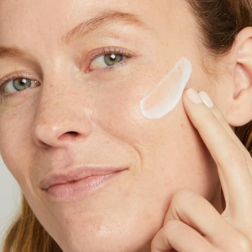 No7 Pure Retinol Night Cream - Collagen-Boosting Retinol Cream that Visibly Smoothes, Plumps & Firms Complexion - Dermatologist Approved & Fragrance-Free (1.69 Fl Oz)