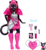 Monster High Catty Noir Doll, Werecat with Pet Cat Amulette & Accessories Like Backpack, Music Book, Microphone & More