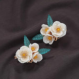 A Pair of Duckbill Clips White Pearl Flowers Hair Accessories Handmade Hair Clips for Women