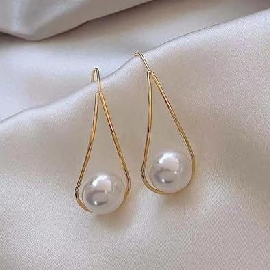 1Pair Twisted Pearl Earrings, Gold Tone, Fashion Jewelry for Women, Elegant Drop Earring for Casual Wear, Stylish Accessories for Everyday Use (Golden)