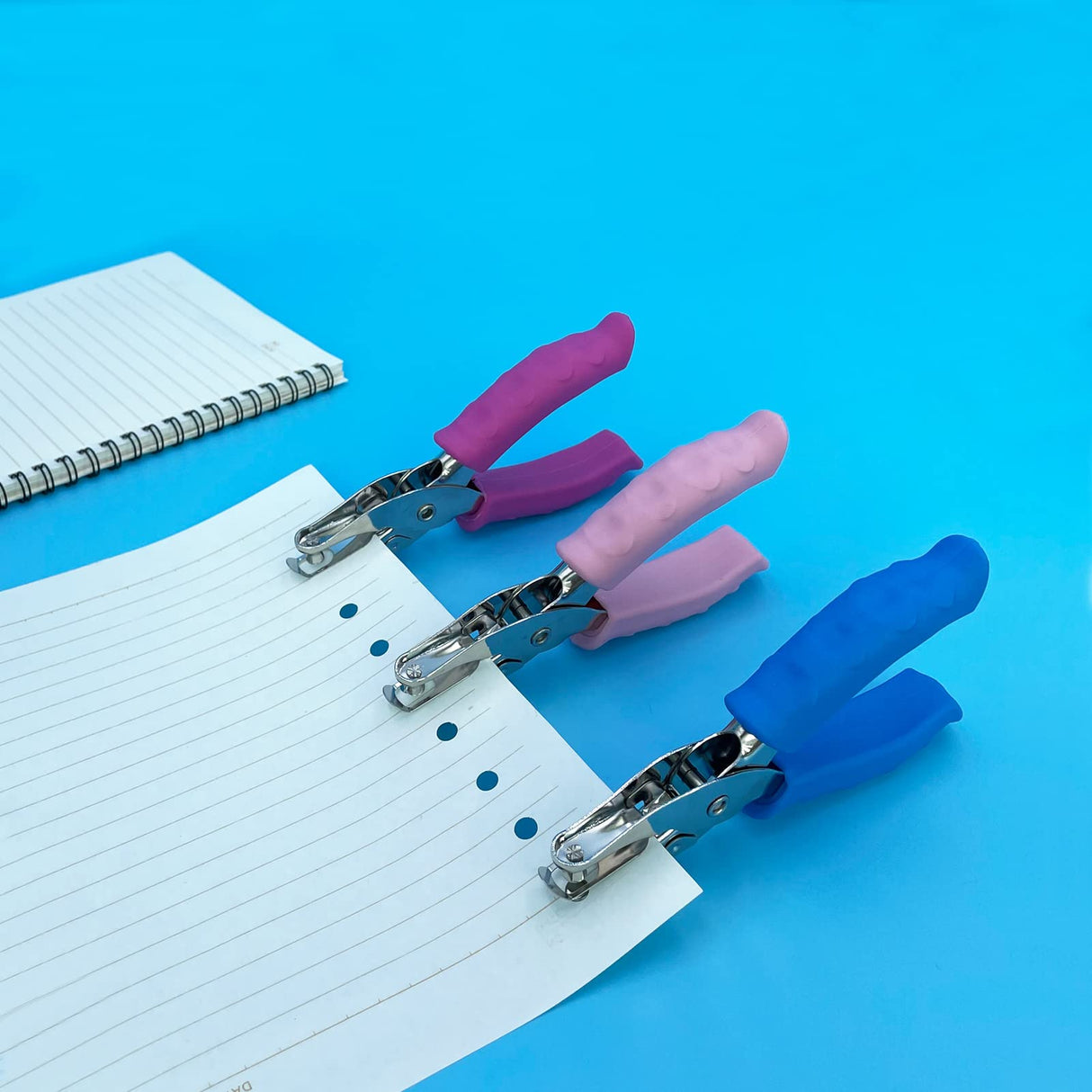 Single Hole Punch 1/4” Paper Hole Puncher for Crafts, One Hole Puncher with Blue Soft Grip Handle for Kids and Adults, Handheld Circle Punch for Paper Crafts in Home, Office, Classroom