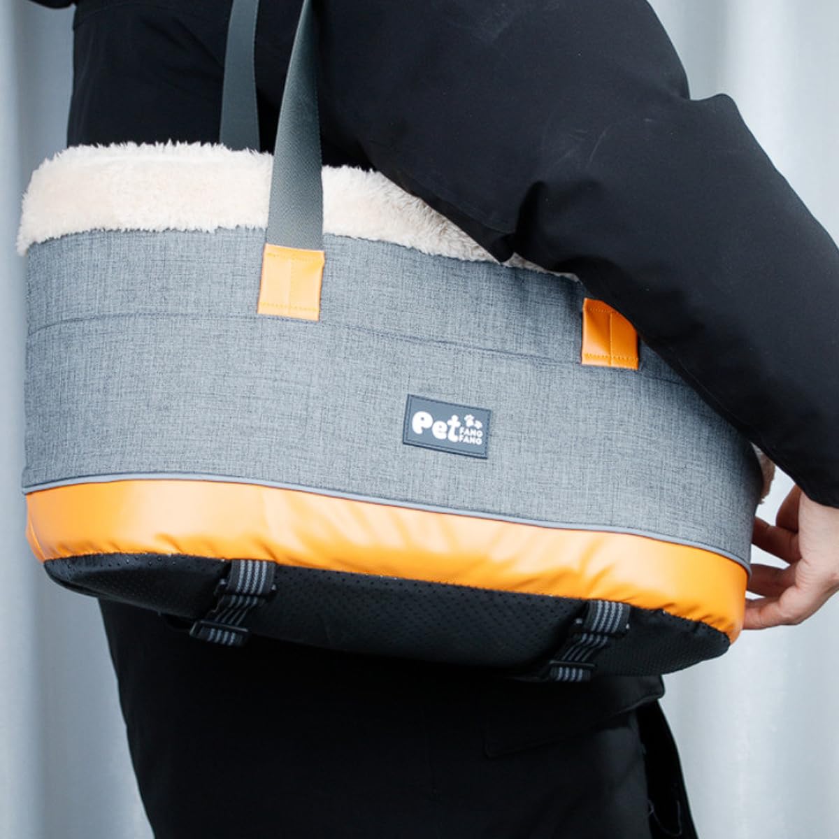 Pet Car Center Console Elevated Armrest Car Seat for Small Puppy, Dogs & Cats (Up to 10 lbs) – Dark Gray Washable Plush Carrier with Safety Leash, Fits Front Vehicle Console Space