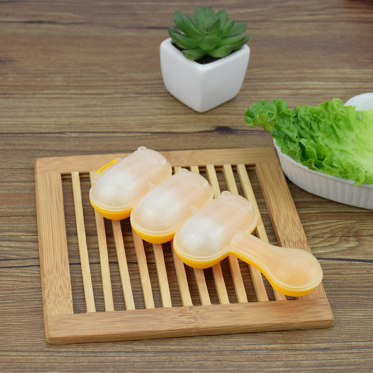 Rice Ball Mold,Rice Ball Shaker, Ball Shaped Kitchen Tools DIY Lunch, Maker Mould Food Decor for Kids, Mold With a Mini Rice Scoop（yellow）…