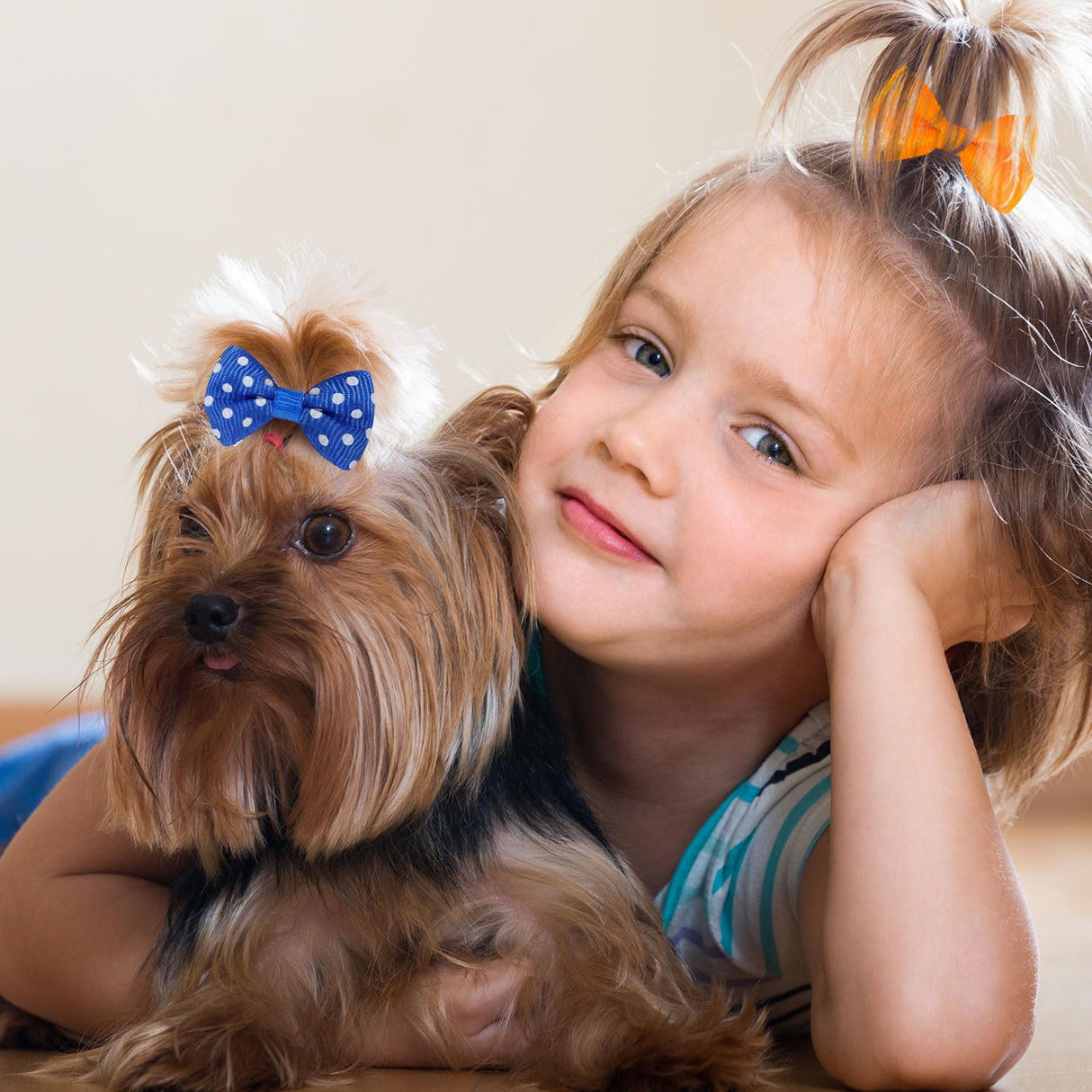 Crowye 400 Pieces Dog Bows Grooming Cute Dog Hair Bows with Rubber Bands Ribbon with Rubber Band Bowknot Hair Topknot for Cat Puppy Birthday Hair Accessories Pet Grooming