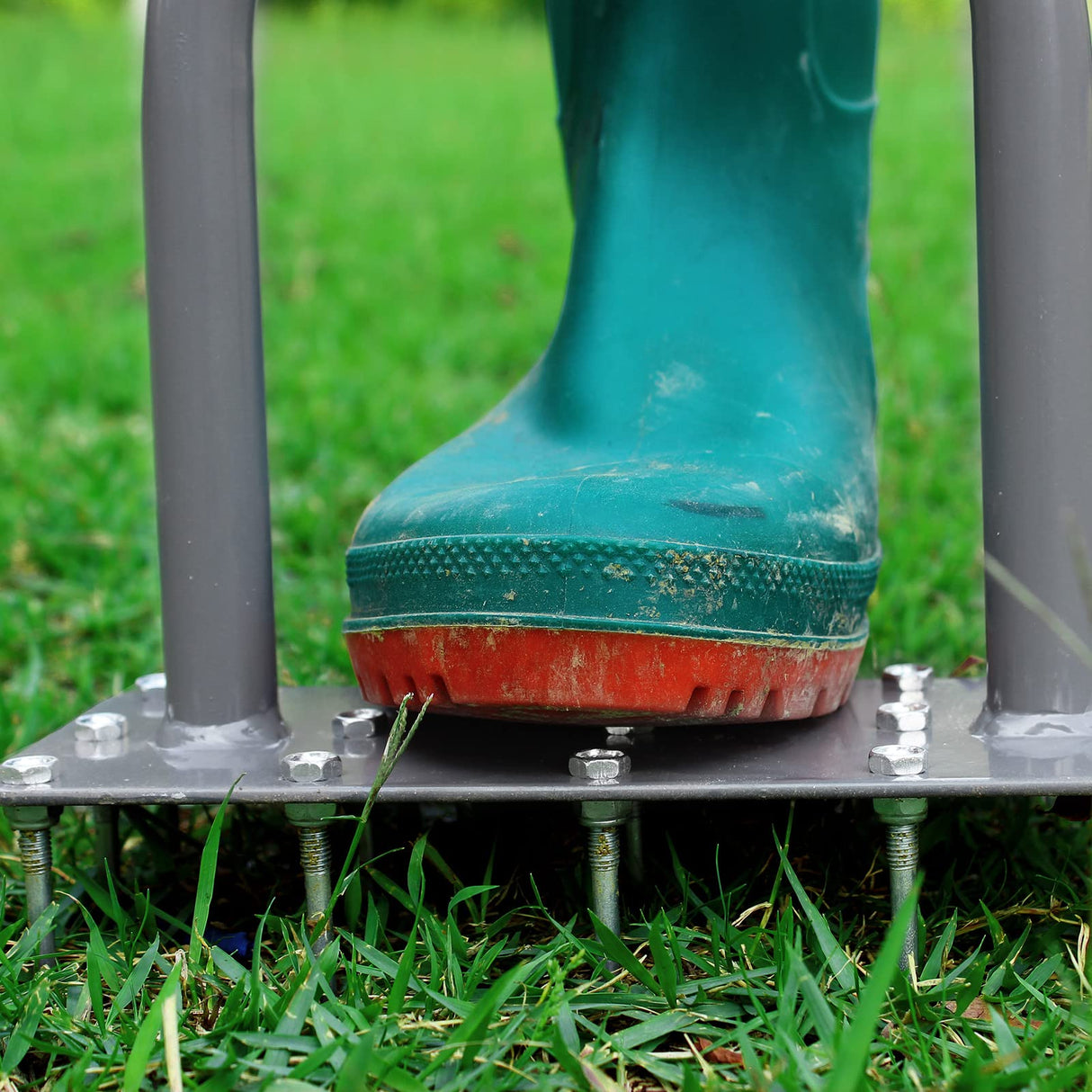 Walensee Lawn Aerator Spike Metal Manual Dethatching Soil Aerating Lawn with 15 Iron Spikes, Pre-Assembled Grass Plug Aerator Tools for Yard, Lawn Aeration, Garden Tool, Revives Lawn Health, Patented