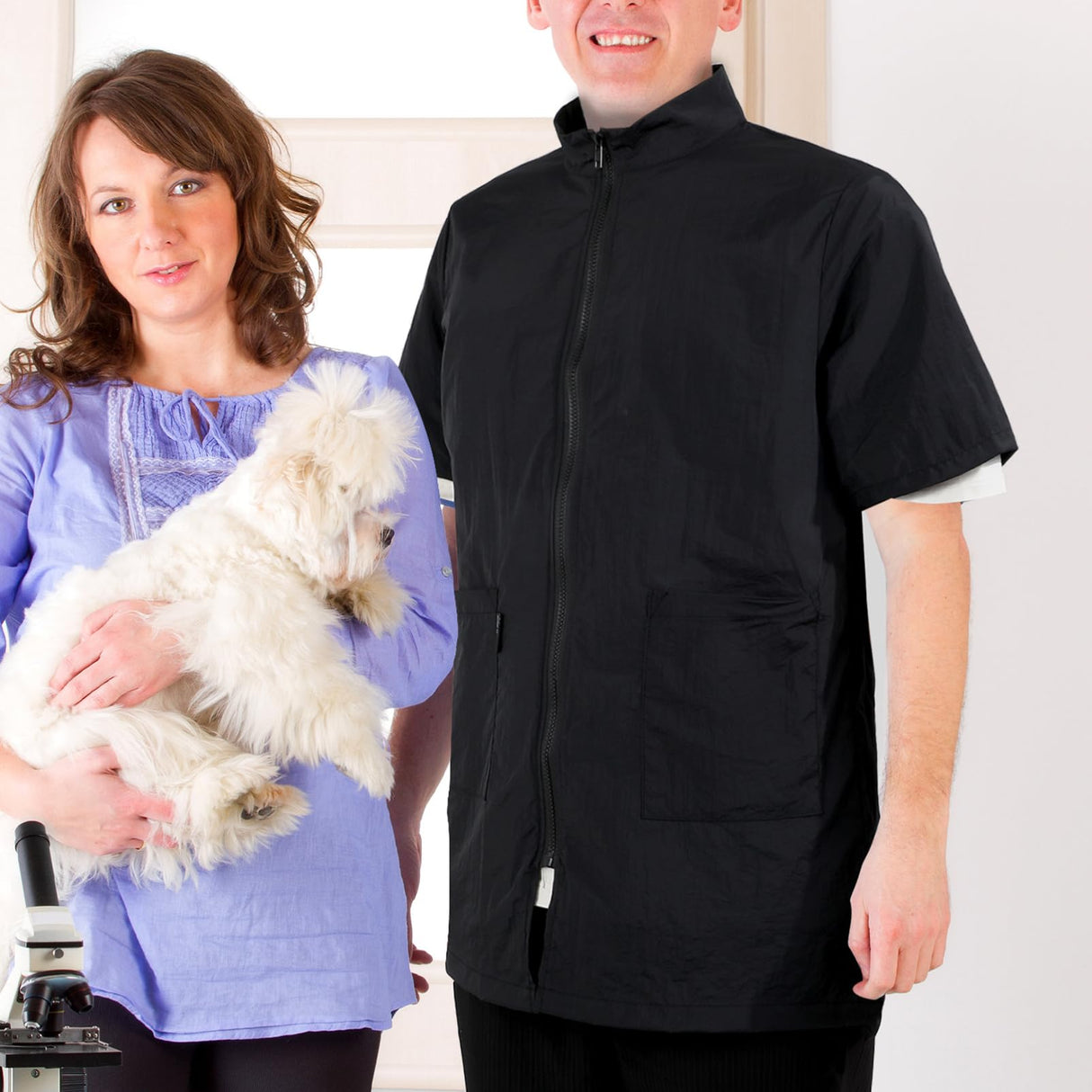 Holibanna Pet Grooming Smock Waterproof Workwear with Multifunctional Pockets for Dog Groomers Barber Jacket Size L Comfortable Durable