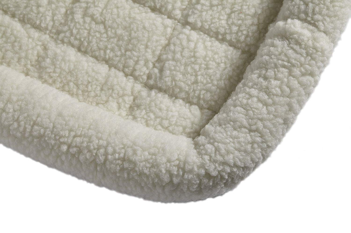 MidWest Homes for Pets QuietTime Dog Bed – White Fleece Bolster, Ultra-Soft and Machine Washable, Fits 30-Inch Crates and Carriers, for Medium Breed Dogs