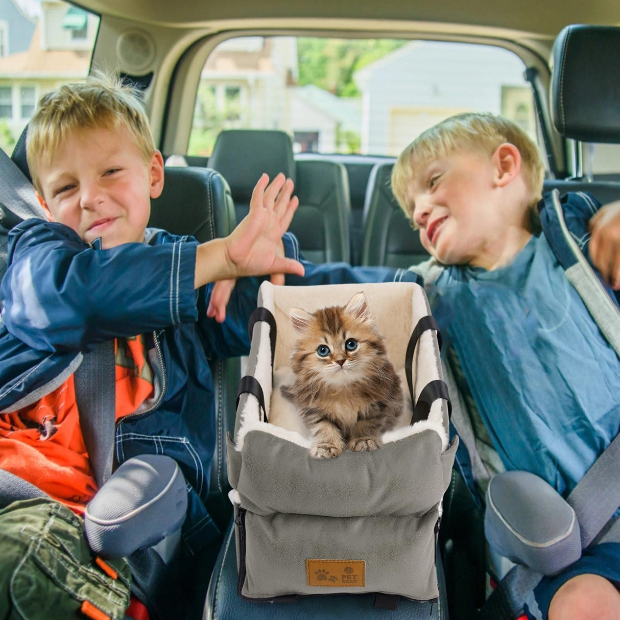 Dog Car Seat for Small Dogs Cats, Pet Travel Car Seat, Middle Console Dog Booster Box, Detachable Washable Center Console Pet Siting Armrest Booster for Puppy Cats Pets Up to 13.5lbs