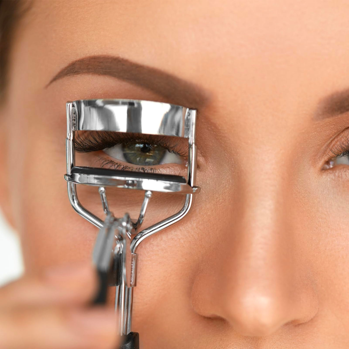 28pcs Eyelash Curler Refill Pads - Silicone Rubber Universal Eye Lash Curler Replacement with Clear Storage Box (Black)