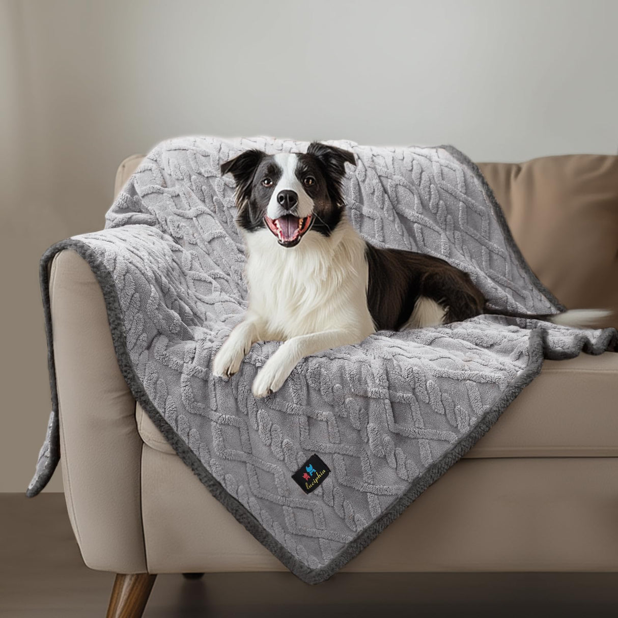 Luciphia Waterproof Pet Blanket, Liquid Pee Proof Dog Blankets for Sofa Bed Couch, Reversible Sherpa Fleece Furniture Protector Cover for Small Medium Large Dogs Cats,Light Grey Small（40" x 28"）