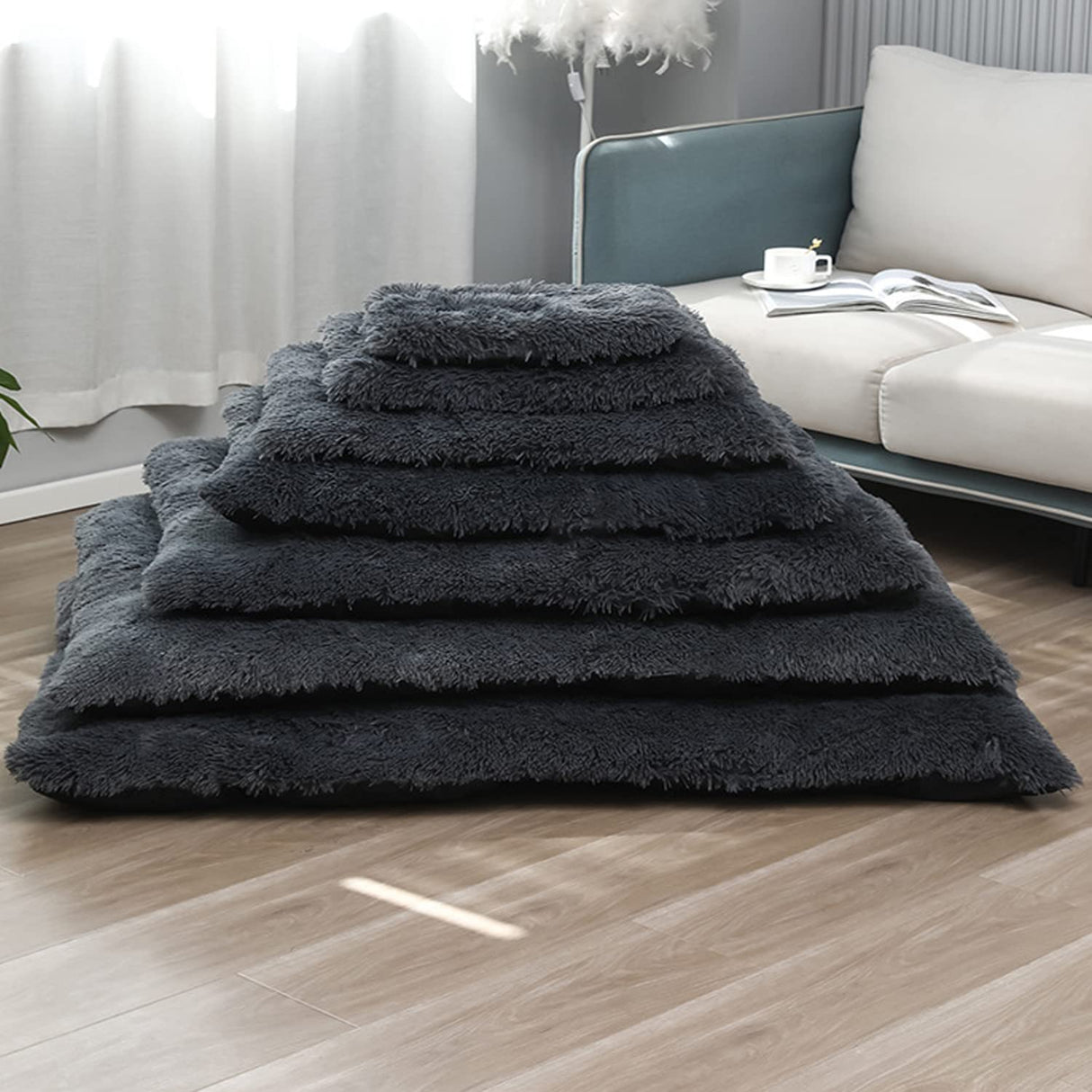 Dog Bed Plush Faux Fur Calming Pet Bed Washable Dog Crate Mat Anti Anxiety Self-Warming Dog Mats Cat Pad with Anti-Slip Backing for Large Small Medium Pet-20x15inch-Light Brown