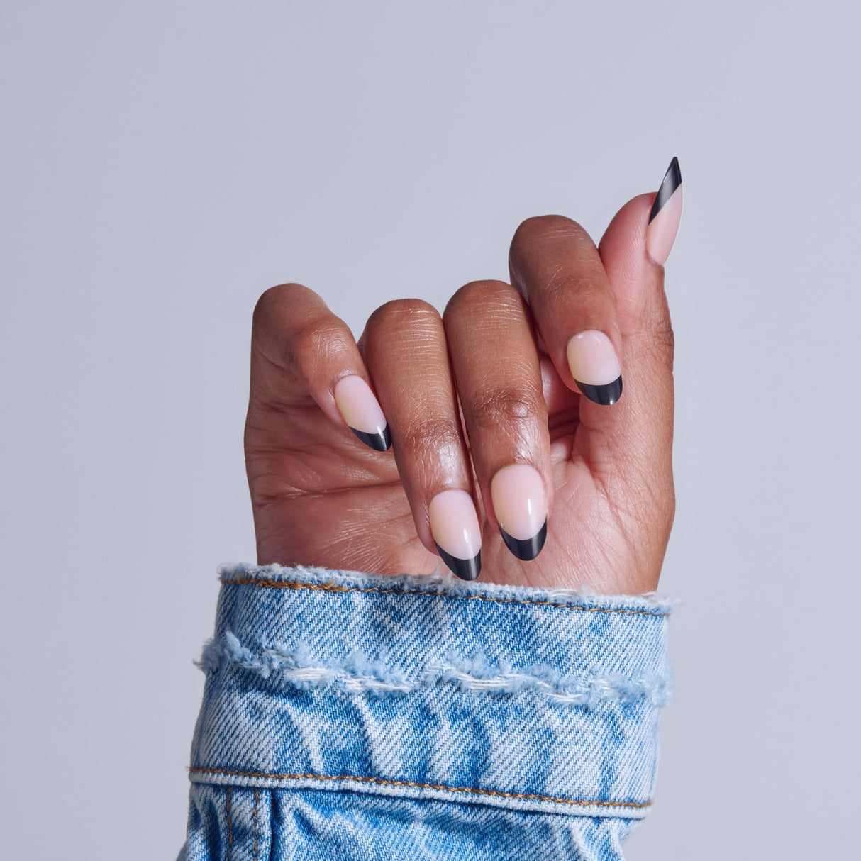 Core, Press On Nails, Nail glue included, 'Full of Fun', Black, Medium Size, Almond Shape, Includes 32 Nails, 2g Glue, 1 Manicure Stick, 1 Mini File