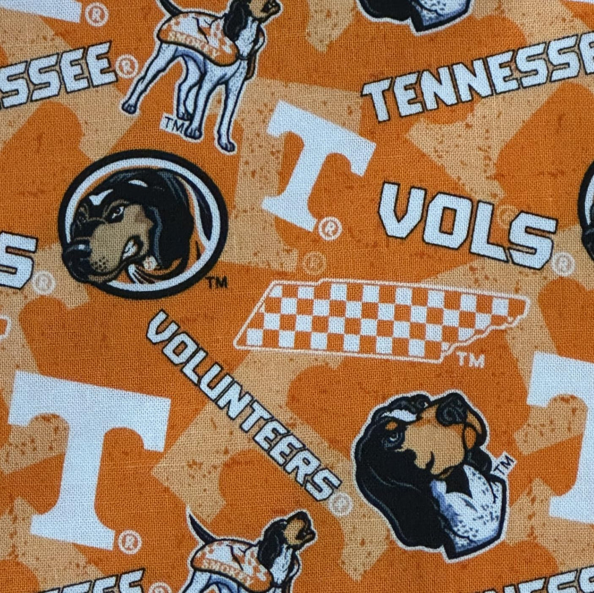 Tennessee Volun-teers Dog Bandana (X-Large)