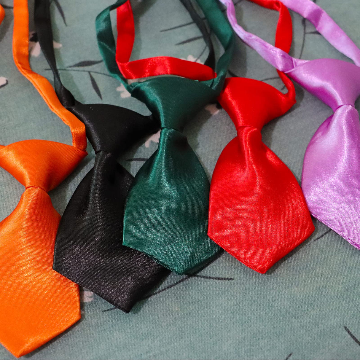 Small Dog Neck Ties - DORUI 20 PCS Birthday Gift for Dog Neck - Adjustable Pet Ties for Pet Grooming Daily Wearing Birthday Photography Holiday Festival Party(Small)