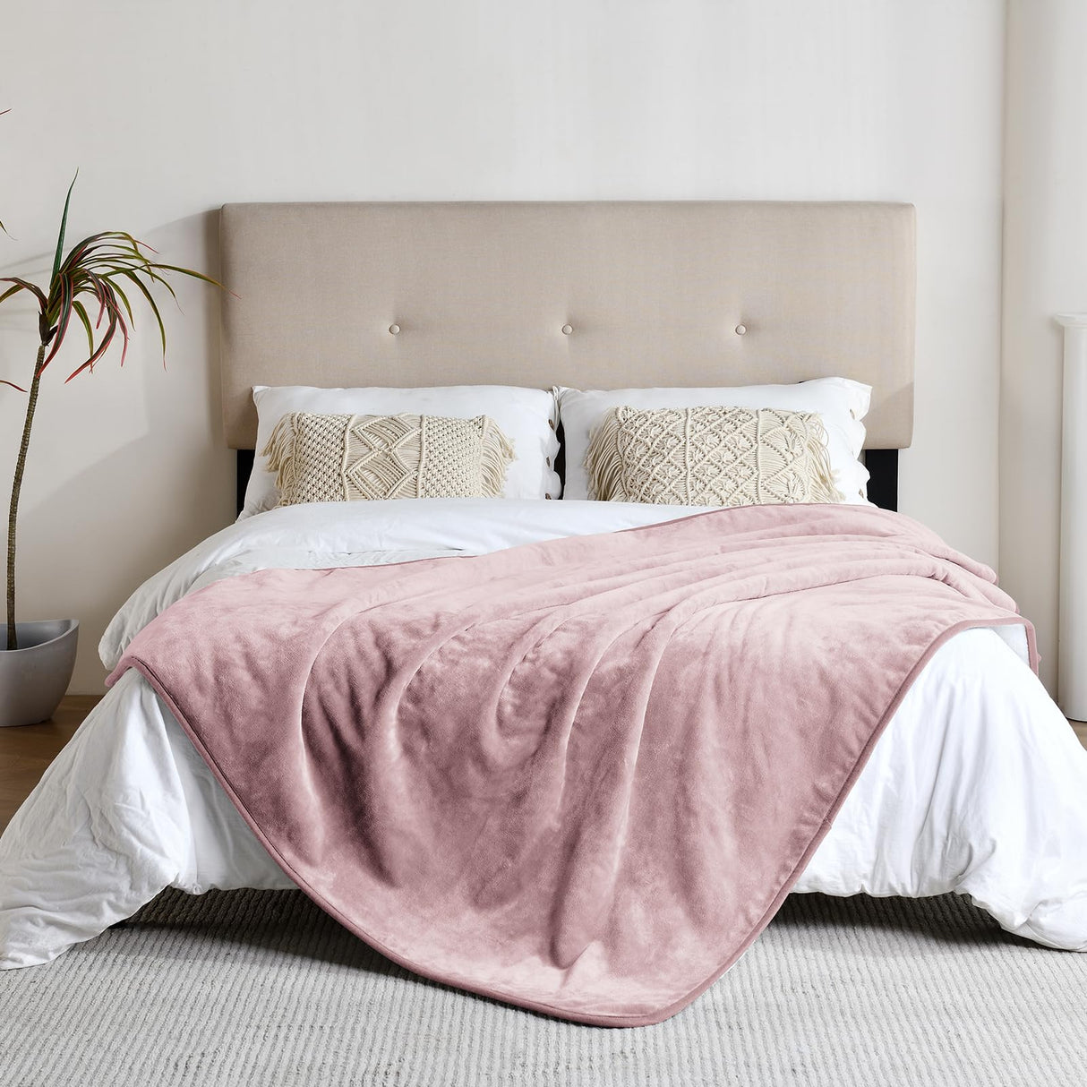 Yaning Waterproof Blanket for Bed Couch Sofa, Soft Liquid Pee Proof Pet Blanket for Dog Puppy Cat, Reversible Sherpa Fleece Furniture Protector (Dusty Pink, 50x60 inches)