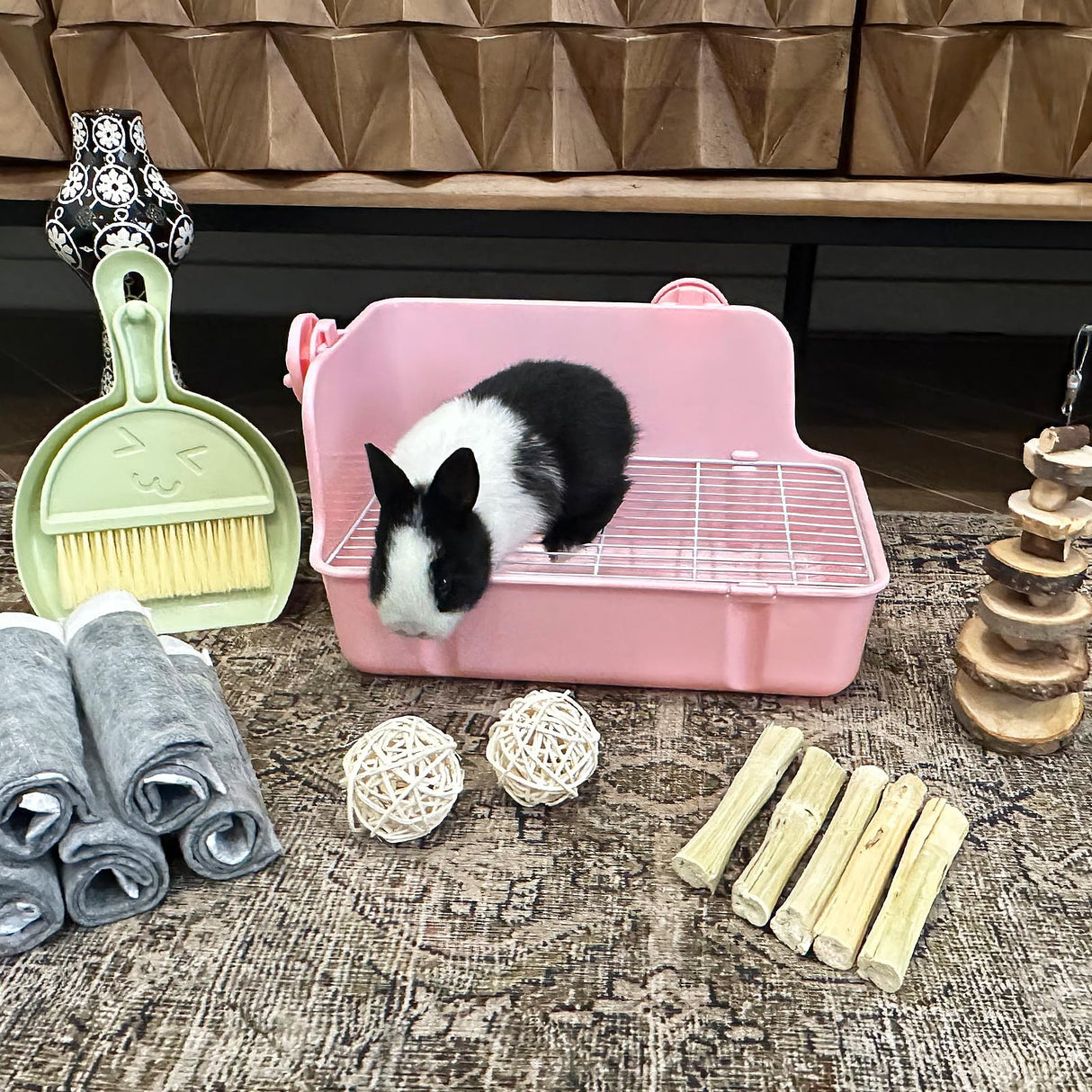 RUBYHOME Rabbit Litter Box Bunny Litter Box Guinea Pig Potty Trainer Corner Bedding Pet Potty Pan for Rabbit Guinea Pig Ferret Small Animal Cage Accessories