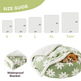 LE SURE Waterproof Dog Blanket for Medium Dogs - Washable Double Sided Dog Blankets with Warm Jacquard Shag and Soft Sherpa Fleece, Pet Cat Blanket for Couch Protection, 3D Textured Cloud, Green
