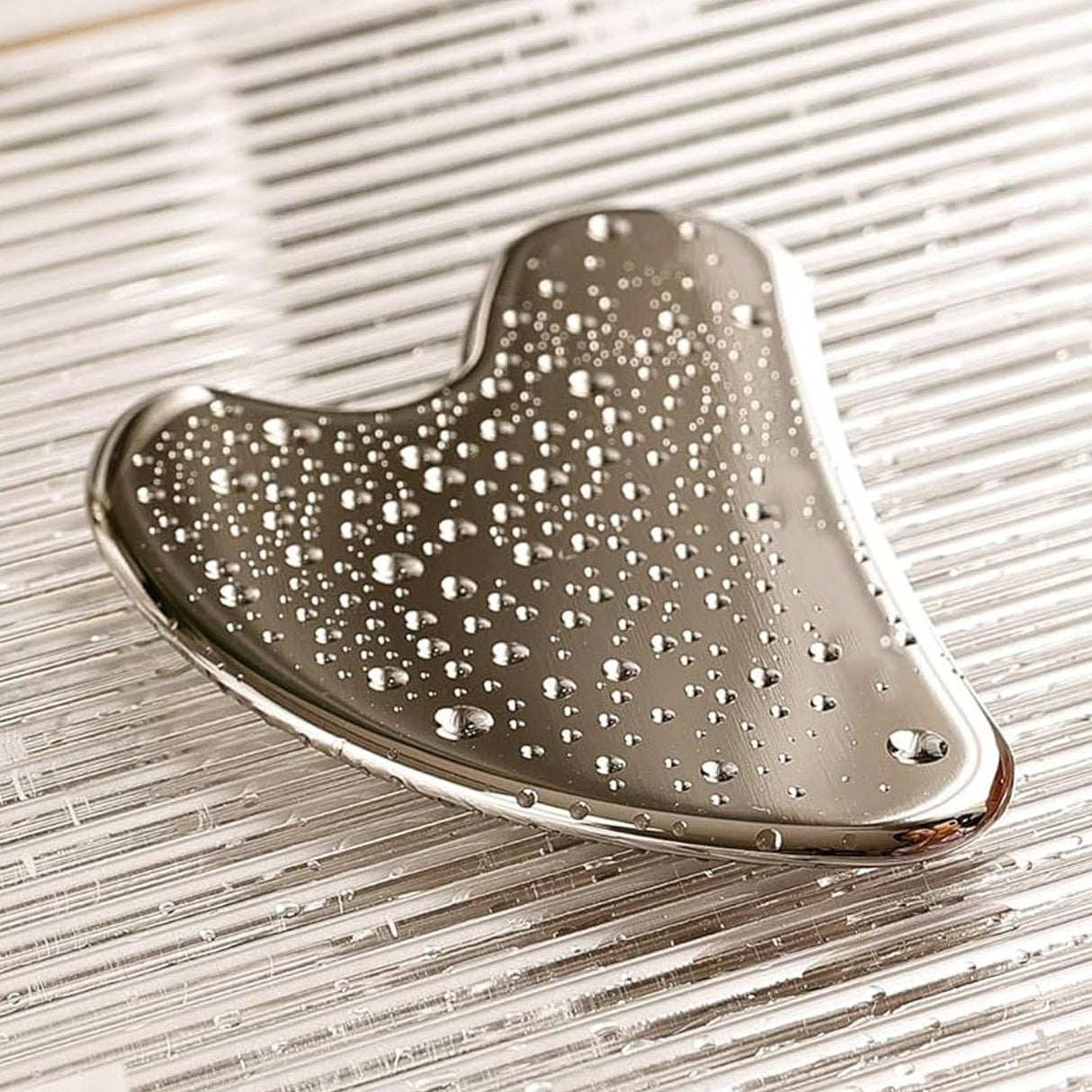 Stainless Steel Gua Sha Facial Tools Guasha for Face Metal Gua Sha Tighten Skin Massage Guasha Beauty Tool for Body Eyes Neck Massager with Travel Pouch Skin Care Gifts (Silver)