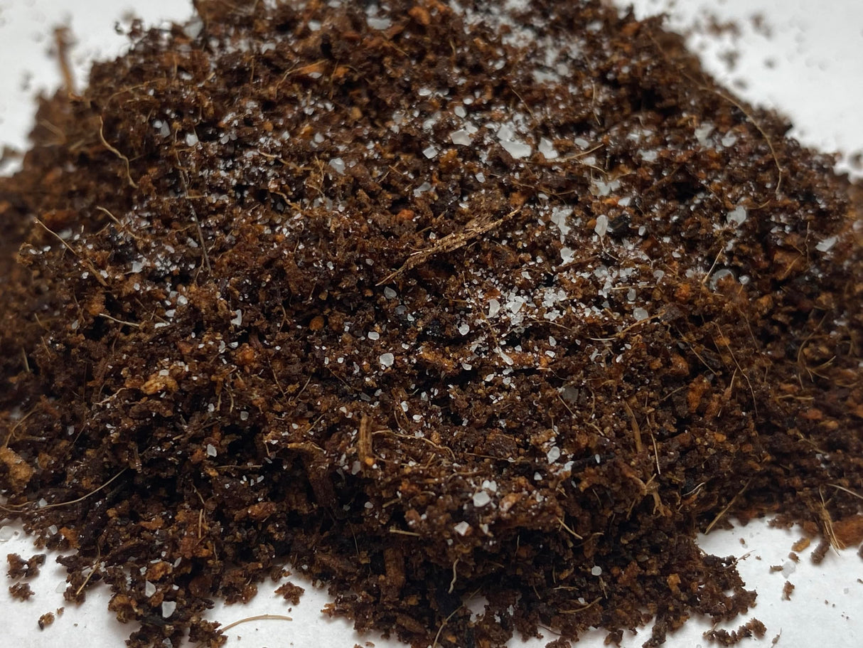Pocket Pets Springtail Eggs and Dwarf White Isopods in Living Bioactive Soil Clean Up Crew Bundle Reptile and Amphibian Food Order only if Your 5 Day Forecast Temps are Between 20 and 95