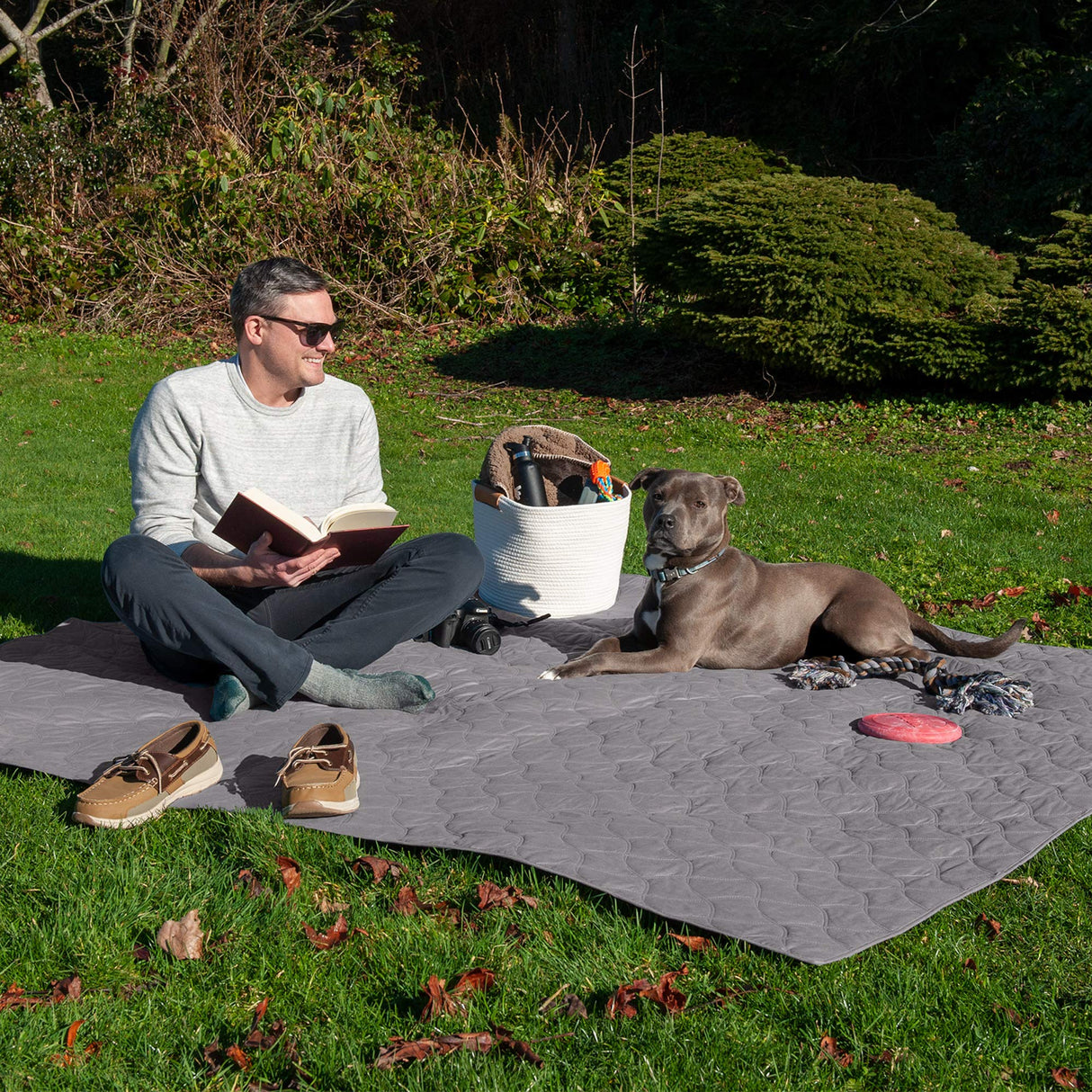 Furhaven Waterproof & Non-Slip Queen Size Mattress Cover Protector for Dogs & Cats, Washable, For Beds, Couches, & Car Seats - Quilted Twill Blanket Mattress Cover - Gray, Large/Queen Size
