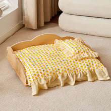 Load image into Gallery viewer, Wooden Dog Bed Four Seasons Universal Teddy Small Dog Summer Special Bed Suspended Off-the-und Pet Wood Bed
