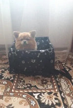 Load image into Gallery viewer, Pet Dog Car Carrier Seat Bag Waterproof Basket Folding Hammock Pet Carriers Bag For Small Cat Dogs Safety Travelling Mesh
