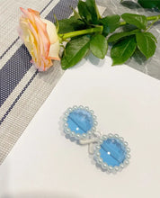 Load image into Gallery viewer, Pet Accessories Flower Sunglasses Circular Role Playing Glasses Photo Props Glasses For Cats And Small And Paracord Dog Leash
